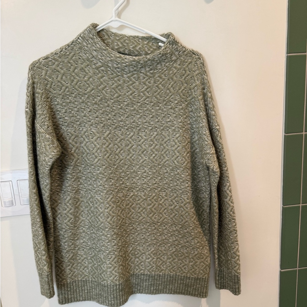 Banana Republic Olive Crewneck Sweater